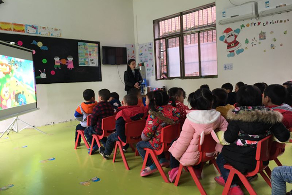 小动物的告别会.jpg